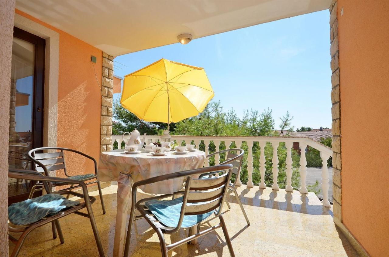 Apartments Miljenka Vodice Luaran gambar